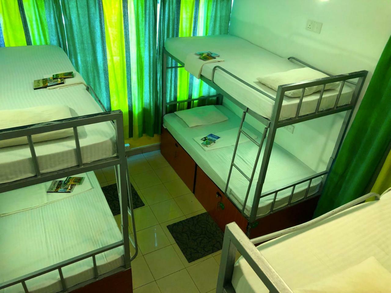 Hostel Republic At Galle Face Colombo Luaran gambar